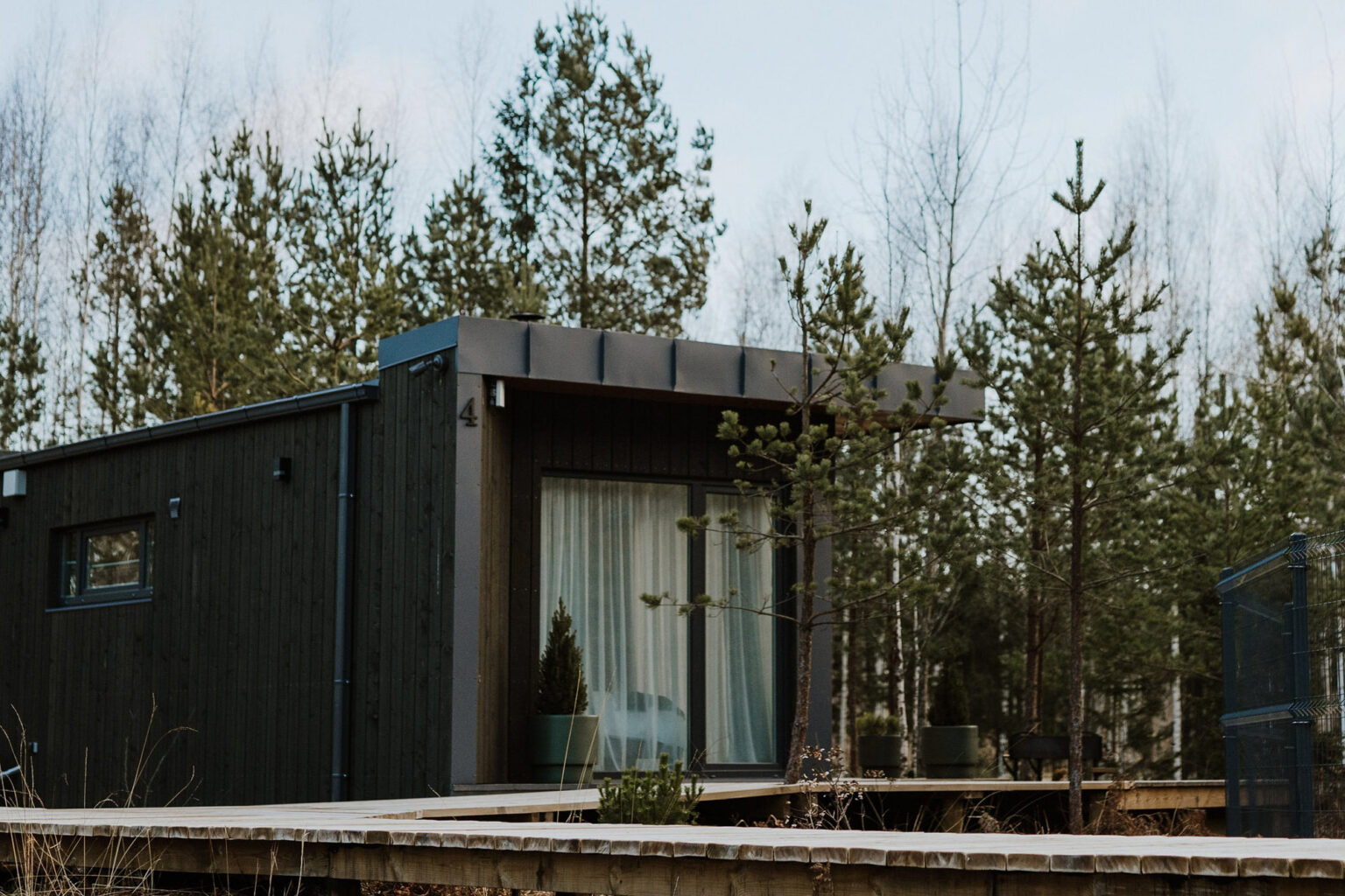 Alojamiento frente a la playa ForrestGlamp, Saulkrasti - Forrest Sauna Lodge